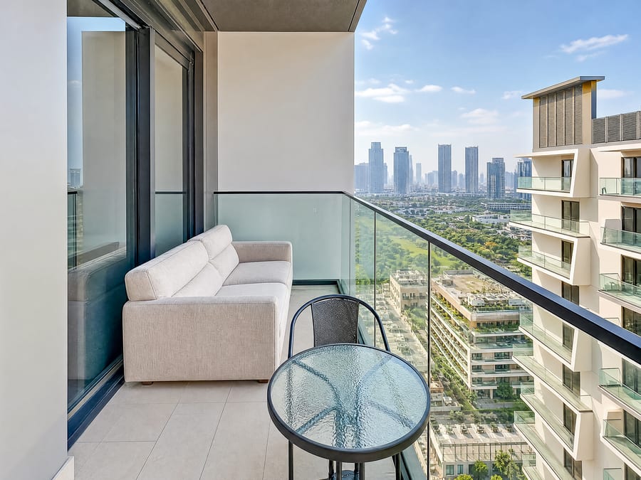 Example 4 delivered listing photo