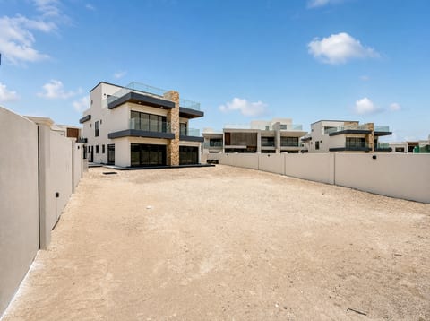 Property, delivered listing photo 3