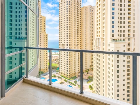 Apartment, 2 bed, delivered listing photo 3