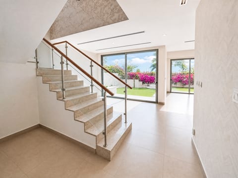 Villa, delivered listing photo 2