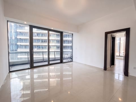 Apartment, 2 bed, delivered listing photo 2