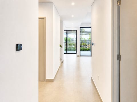Villa, 2 bed, delivered listing photo 2