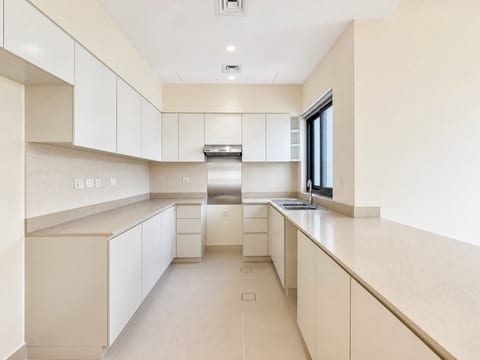 Villa, 2 bed, delivered listing photo 1