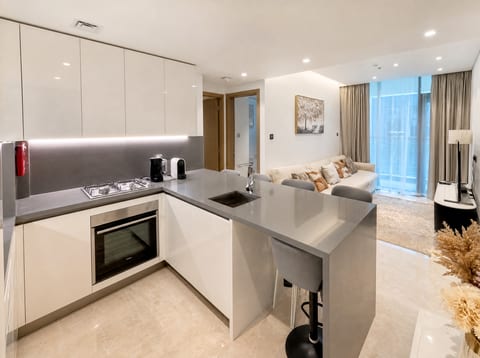 Apartment, 2 bed, delivered listing photo 3