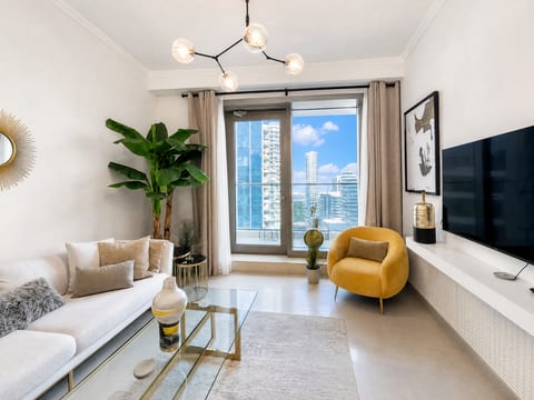 Apartment, 2 bed, delivered listing photo 2
