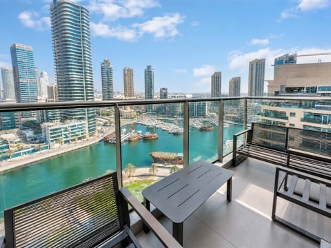 Apartment, 2 bed, delivered listing photo 3