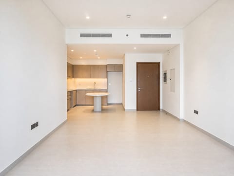 Apartment, 2 bed, delivered listing photo 3