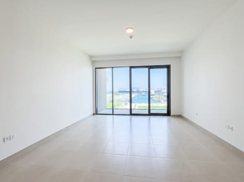 Apartment, 2 bed, delivered listing photo 3
