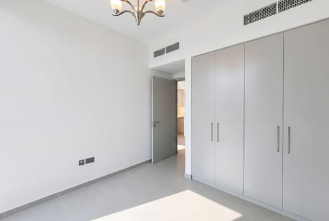 3-Bed Townhouse, delivered listing photo 4