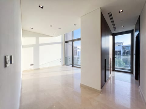 Apartment, 2 bed, delivered listing photo 4