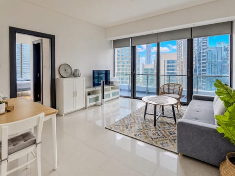 Apartment, 2 bed, delivered listing photo 1