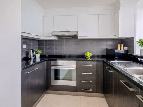 Apartment, 2 bed, delivered listing photo 2